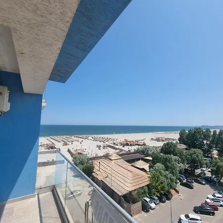 Studio Blue Marina Summerland Apartament
